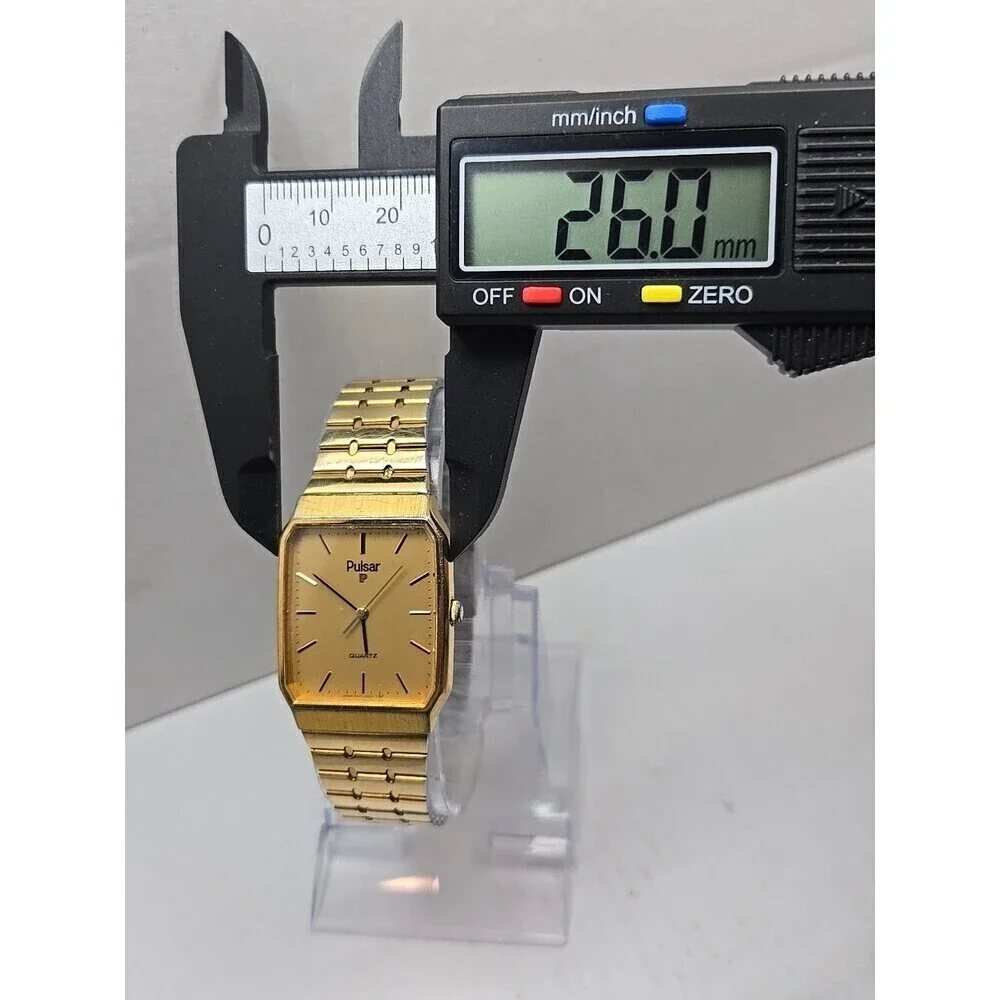 Vintage Pulsar by Seiko V321-5009 Gold Tone Tank Quartz Mens Watch New Battery
